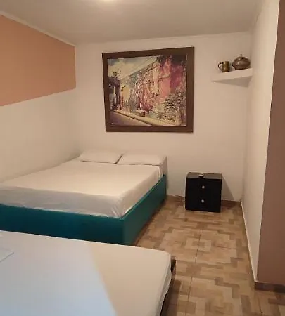 Pensión New Casa Dora Cartagena