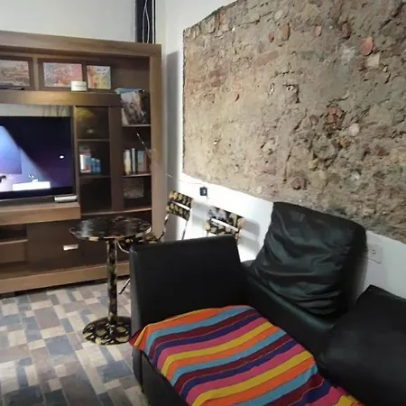 Pensión New Casa Dora